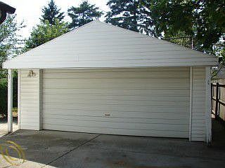 4th image of 26711 Hollywood St