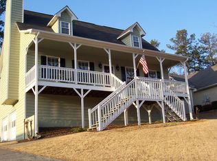 4711 Gold Mine Dr, Sugar Hill, GA 30518