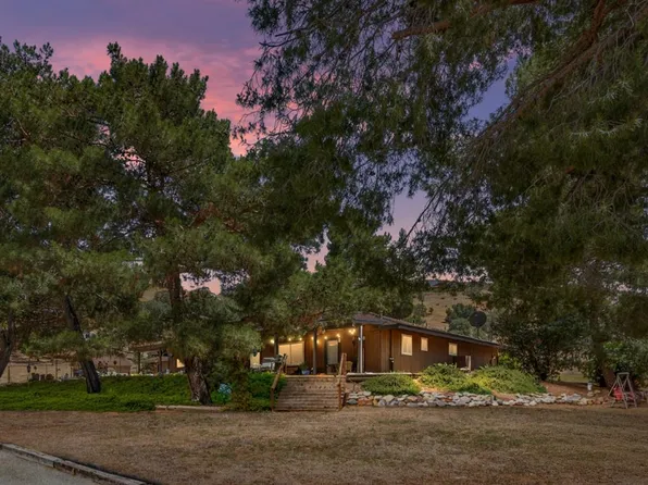 3412 Indian Rock Rd, Lake Isabella, CA 93240