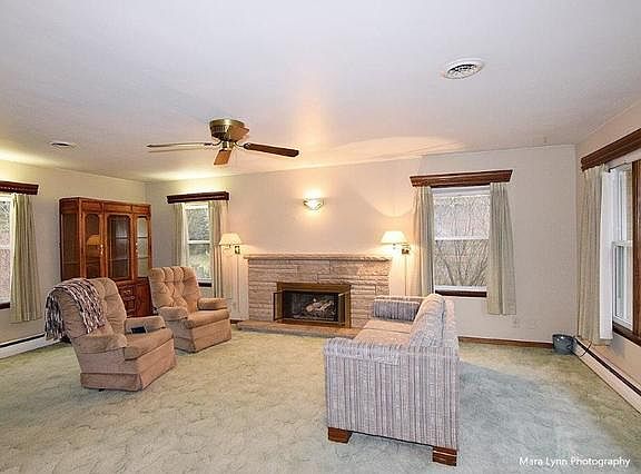 4th image of 163 Hartway Dr