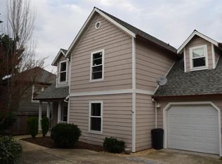 845 Blackberry Ln, Ashland, OR
