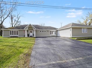 6399 Eastlawn Ave, Clarkston, MI