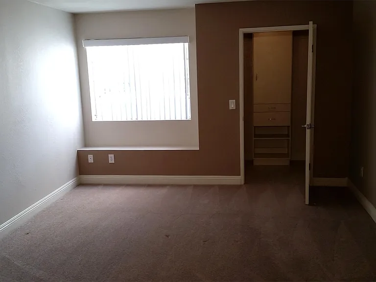 6500 W Lake Mead Boulevardbuilding #A3 — Photo 8