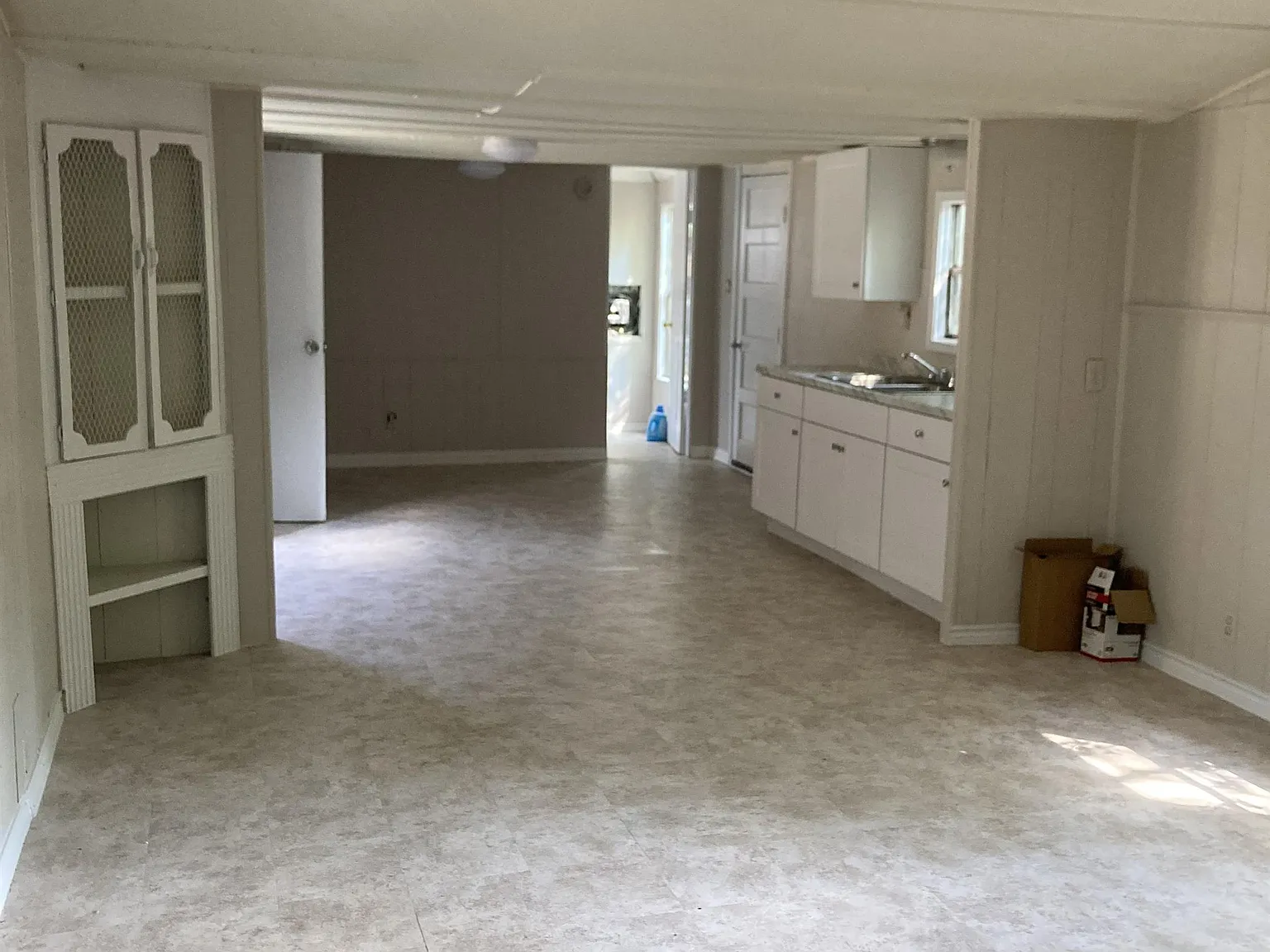 321 West Austin Complex - M — Photo 4