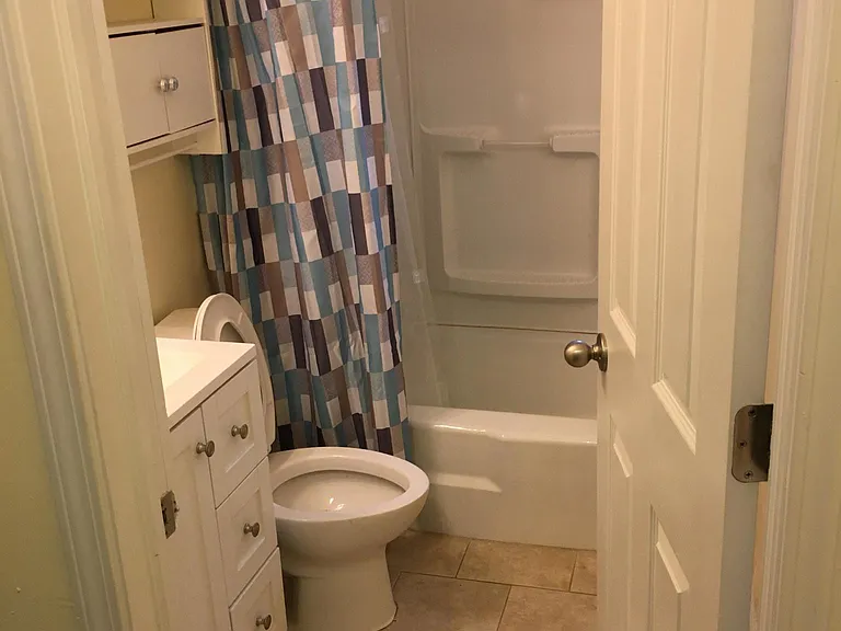 131 S 16th St #3 — Photo 3