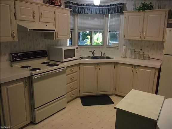 2nd image of 11380 Dellwood Ln