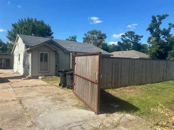 6214 Jim St, Houston, TX 77092