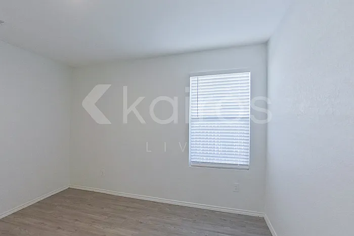 14318 Calaveras Crk — Photo 9
