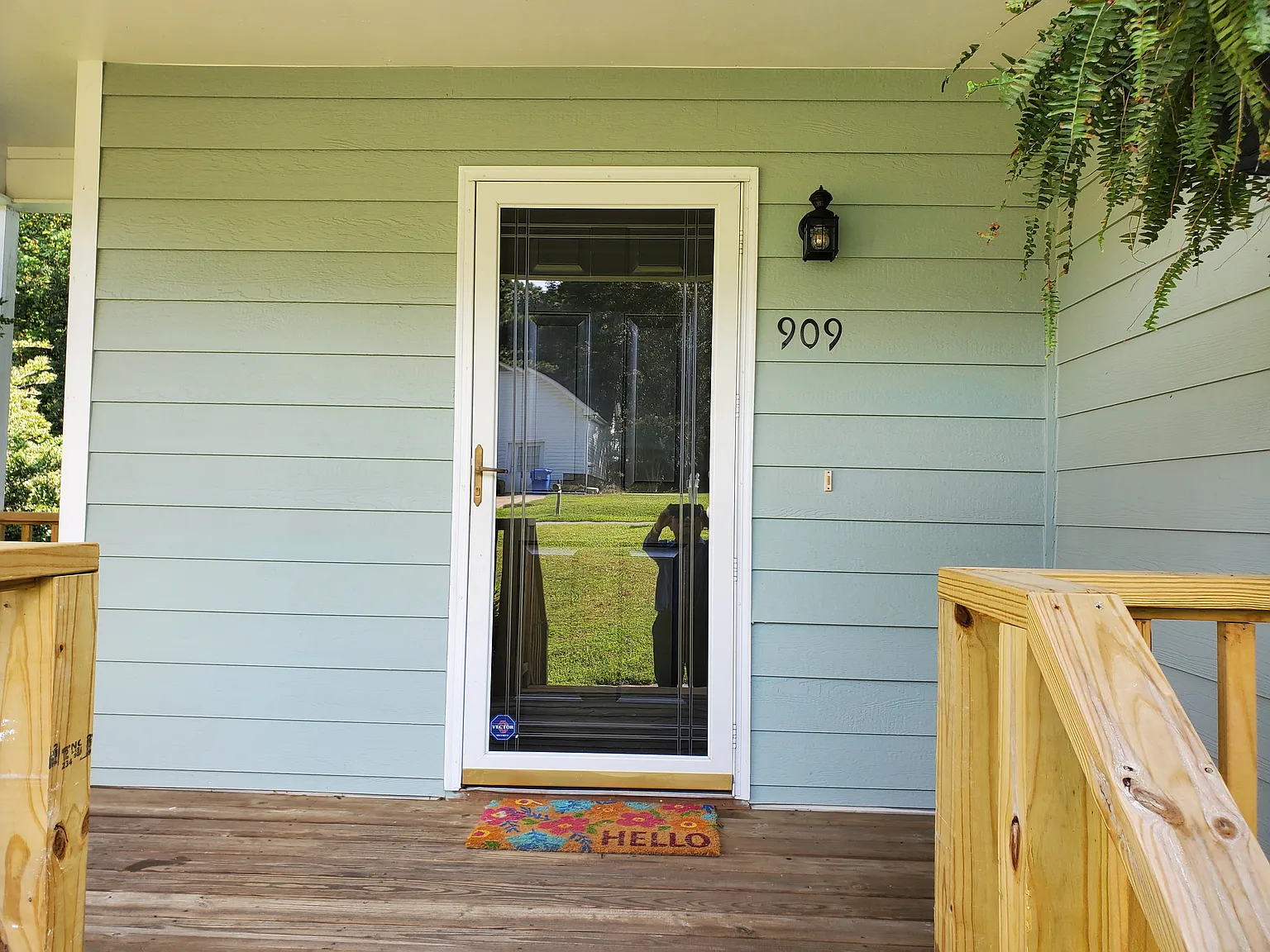3 bed, 2.5 bath, 1400 sqft, $1,850 — Photo 2