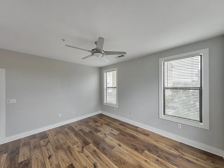 799 Hammond Dr #1-219 — Photo 6