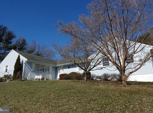 33 Longview Rd, Coatesville, PA 19320