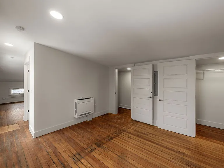 3570 Montgomery Rd — Photo 20