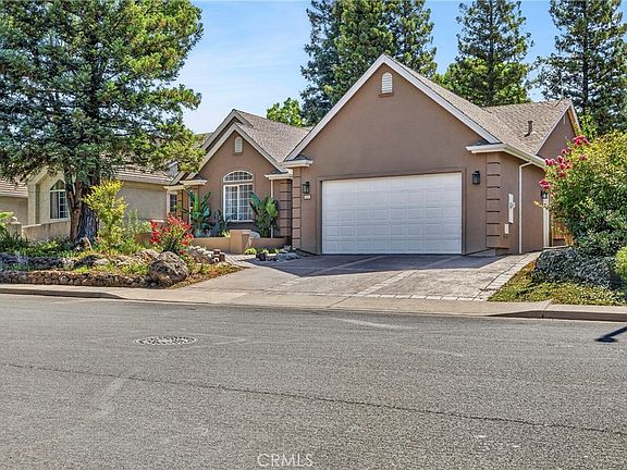 3rd image of 265 Idyllwild Cir