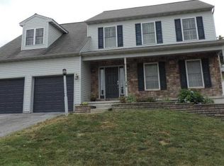 39 Bryn Way, Mount Wolf, PA 17347