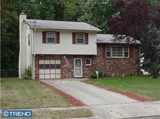 5 Tall Tree Ct, Ewing, NJ 08618