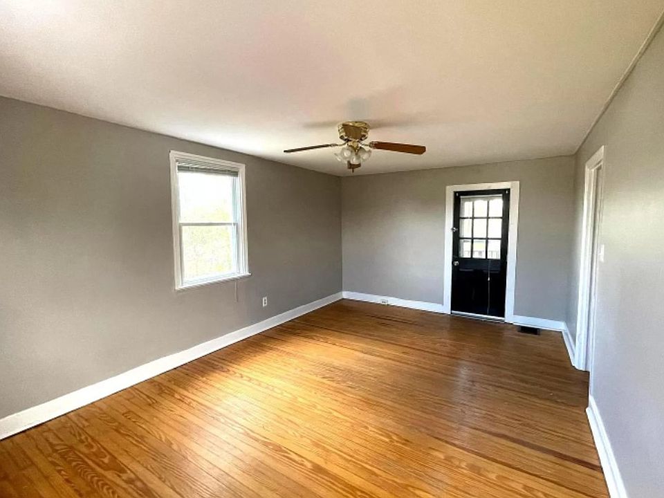 1st image of 382 S Cleveland Ave APT 6