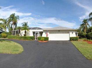 318 Pinehurst Cir, Naples, FL 34113