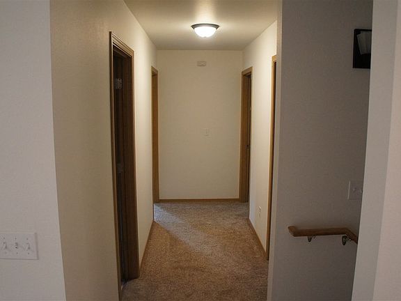 5th image of 1989 Weston Dr
