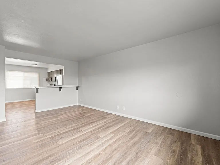 405 Grand Canyon Blvd — Photo 6