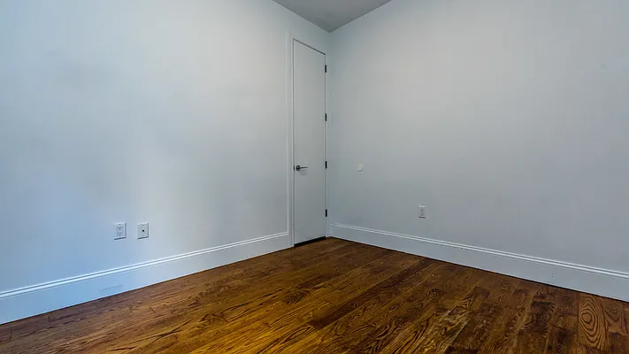 Rented by Nooklyn NYC LLC | media 8