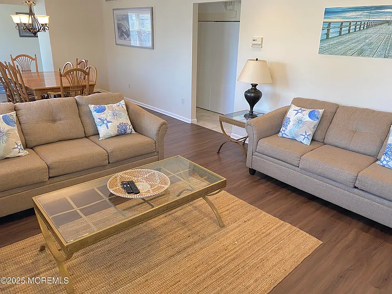 19 Diane Ln — Photo 6