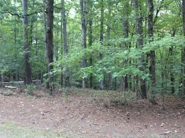 21 Fern Ridge Ct, Dadeville, AL 36853