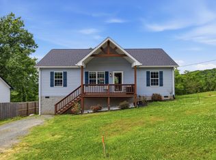 123 Vivian Ln, Carthage, TN 37030