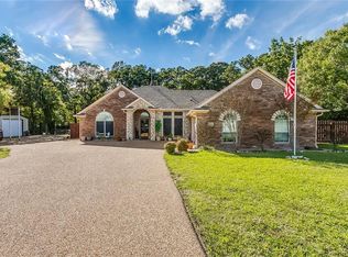 121 Daffodil Ct, Weatherford, TX 76088