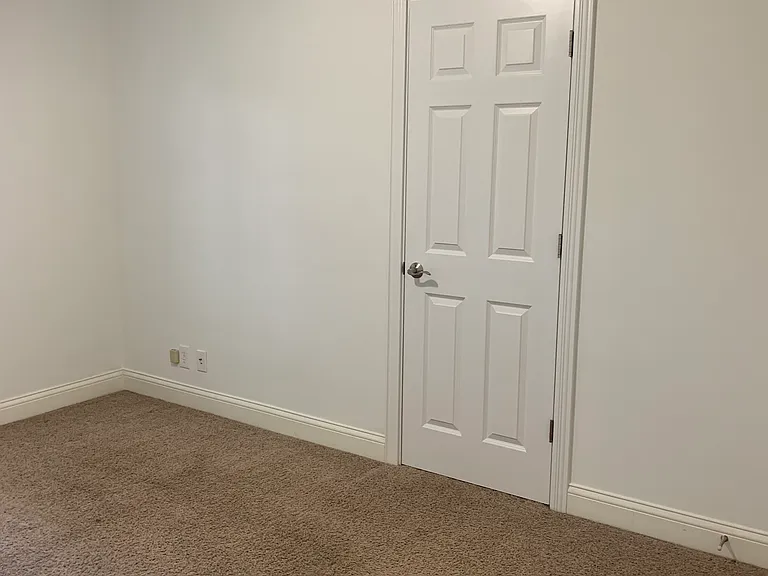 2534 Erie Ave #3 — Photo 19