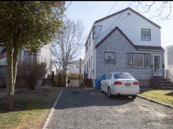 91 Adams St, East Rockaway, NY 11518