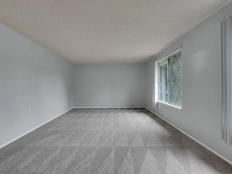 #270 WINDSOR ISLAND ESTATES — Photo 8