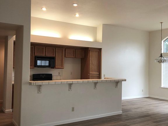 2nd image of 1644 Lando Dr