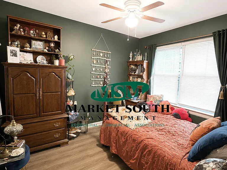 738 E Anderson St — Photo 11