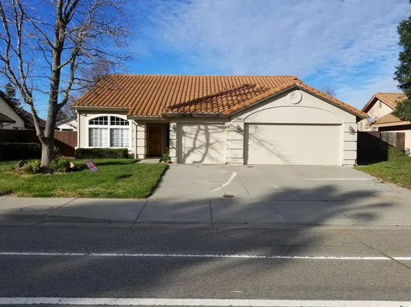 1480 Rehrmann Dr, Dixon, CA 95620