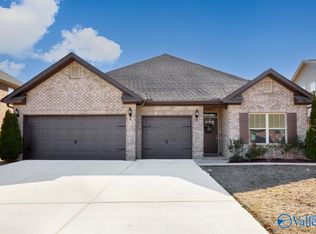 302 Holt St, Meridianville, AL 35759