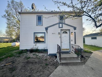 905 Henderson Ave, Armour, SD, 57313