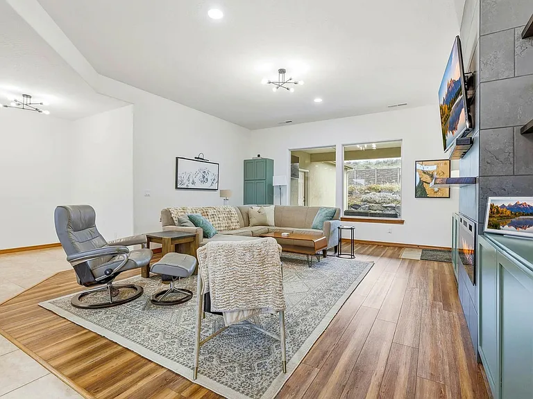 477 Heritage Hills Dr — Photo 10