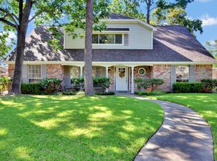 1018 Lodgehill Ln, Houston, TX 77090