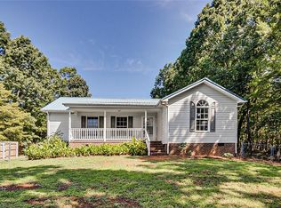 757 Crestview Church Rd, Asheboro, NC 27205