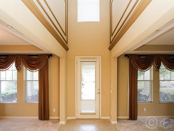 Foyer / Living / Dining Area