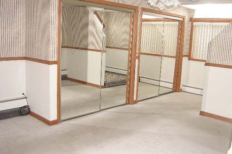 5th image of 128 RIFLE RANGE Road
