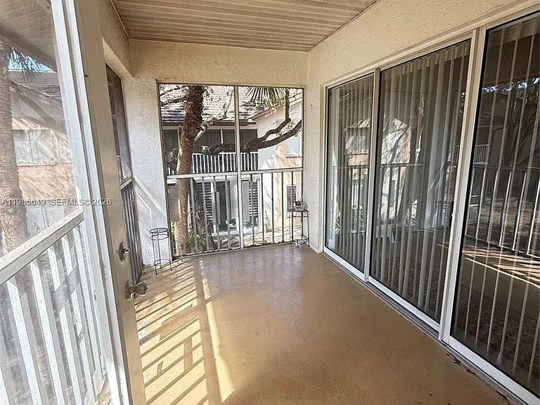 14030 SW 91st Ter #14030 — Photo 7