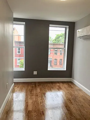 Rented by Aron Fried, LREB | media 20