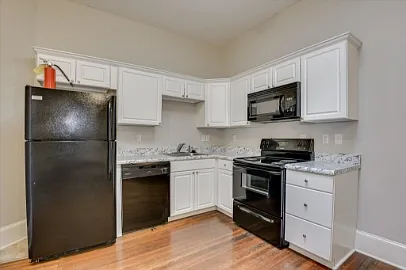 1246 Broad St #110 — Photo 3