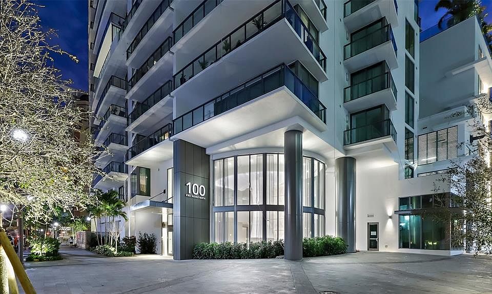 1st image of 100 1ST AVENUE N #1005
