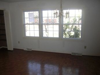5th image of 2032 Lynwood Dr