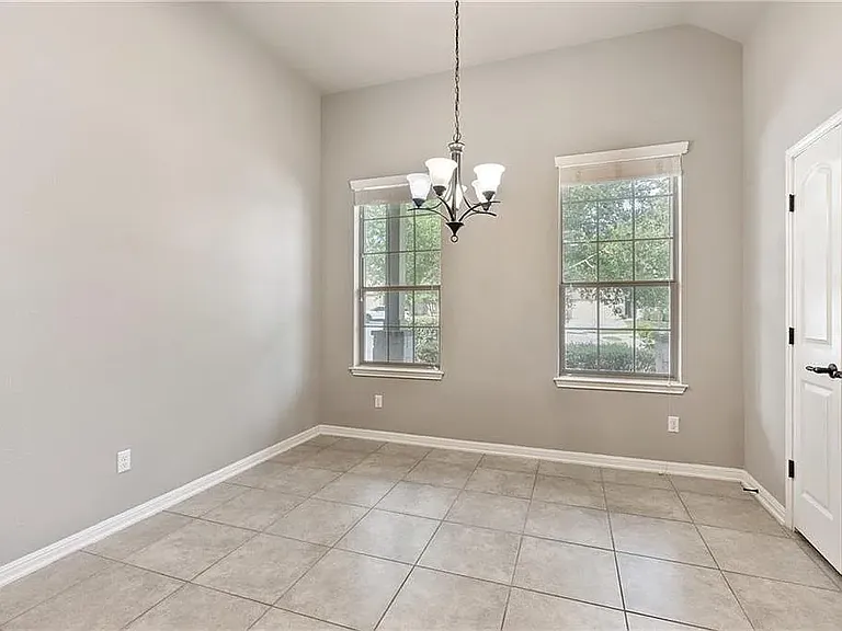 2812 Granite Hill Cv — Photo 7