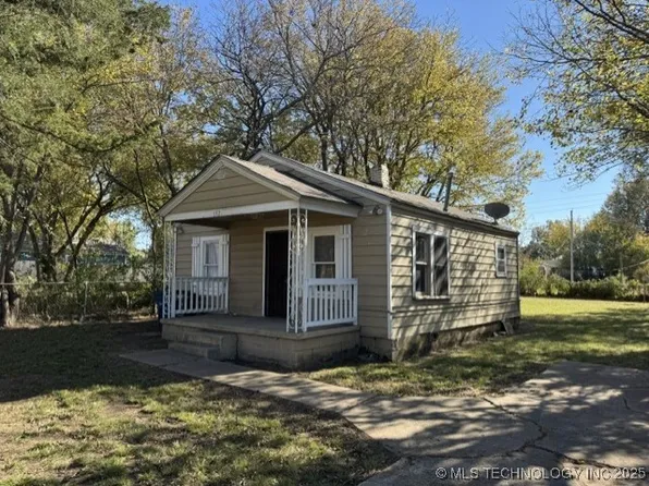 1924 E 26th Pl N, Tulsa, OK 74110