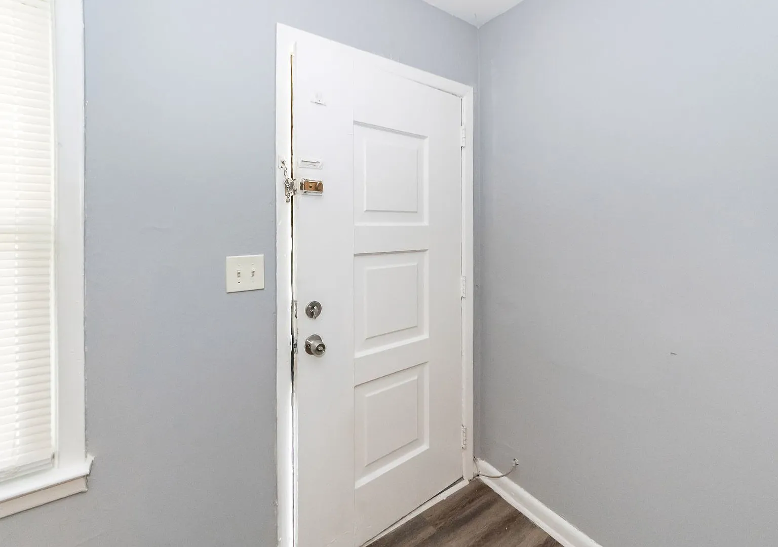 3 Bedroom, 1 Bathroom Home in Waylyn Subdivision - North Charleston — Photo 2