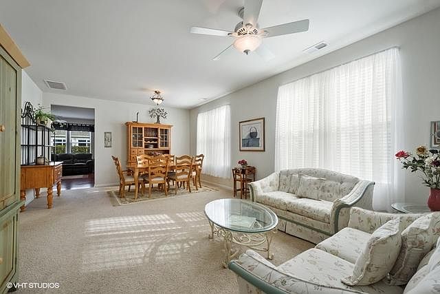 1st image of 3327 Hutchinson Ln